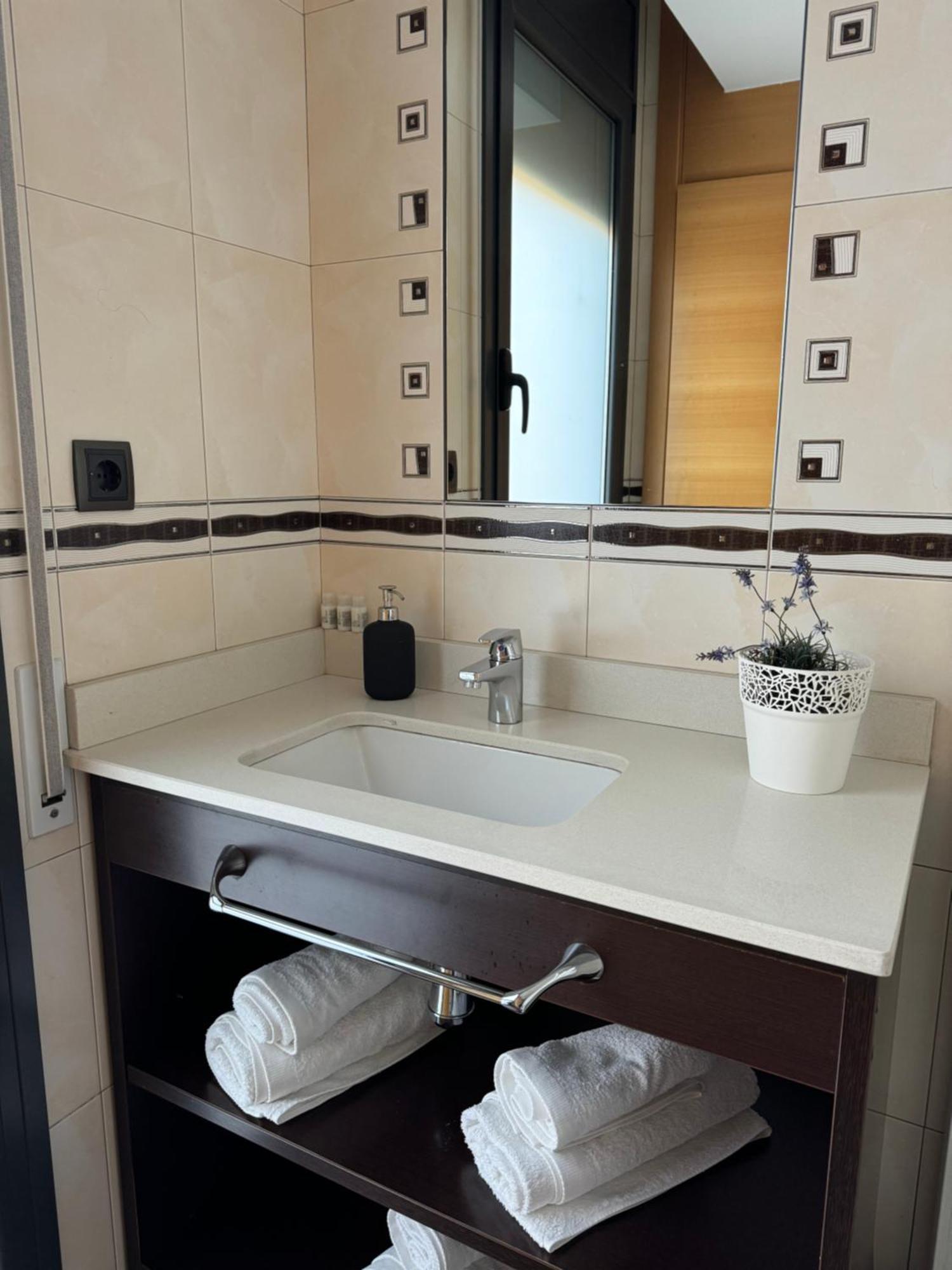 Apartamentos Turisticos Can Rocamora Aren Ngoại thất bức ảnh