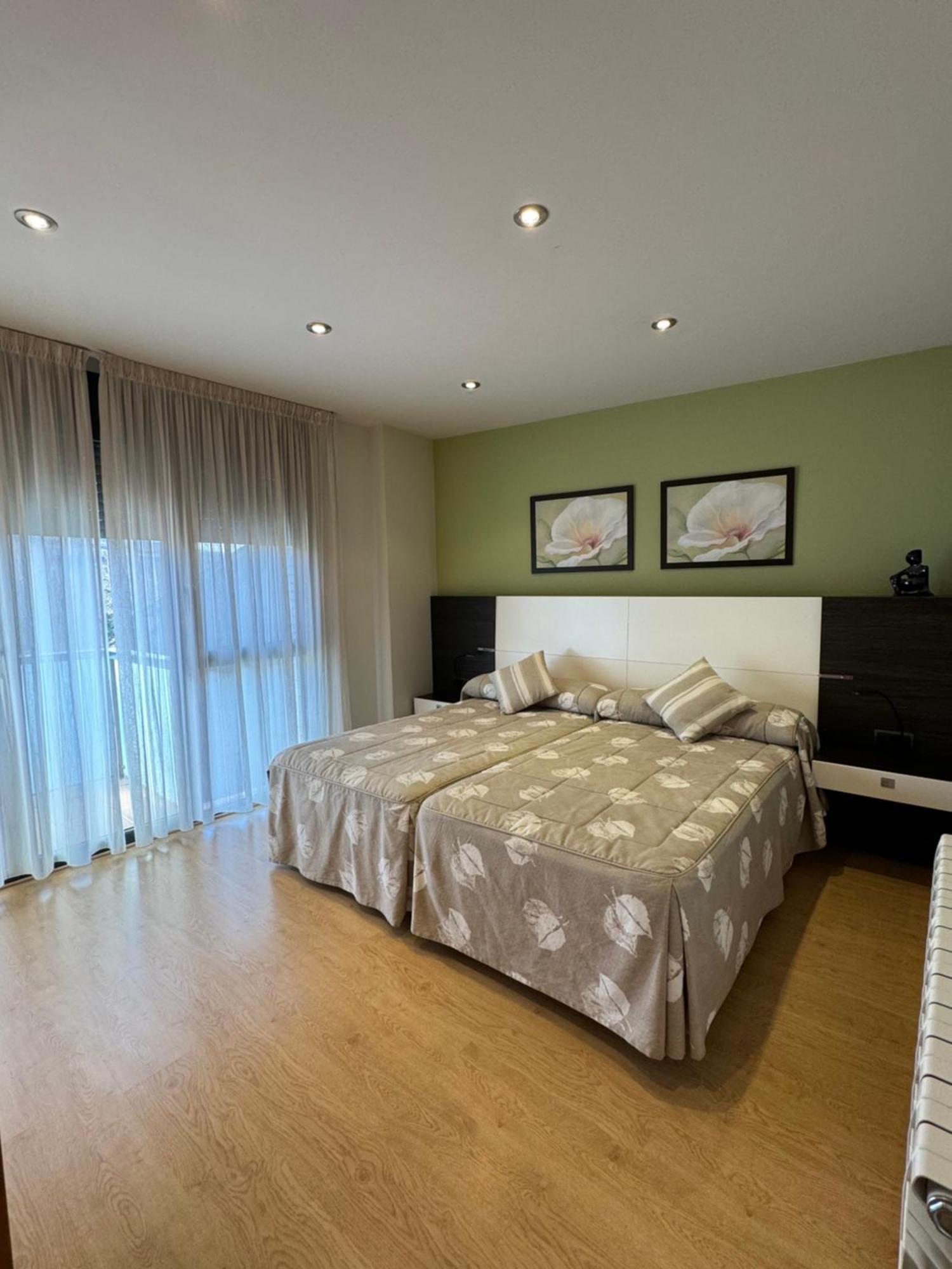 Apartamentos Turisticos Can Rocamora Aren Ngoại thất bức ảnh